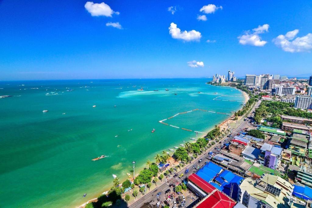 Lido Beach Hotel Pattaya Buitenkant foto